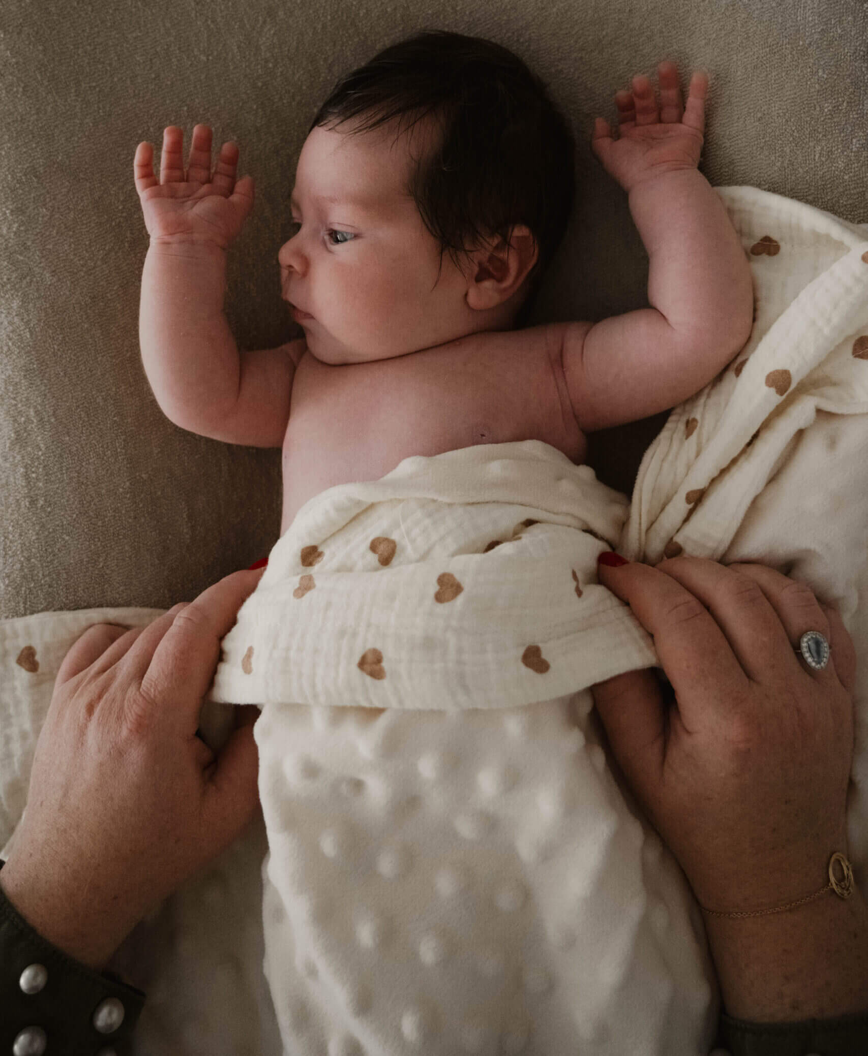 Les soin de massage bébé de chez Nuages de bébé